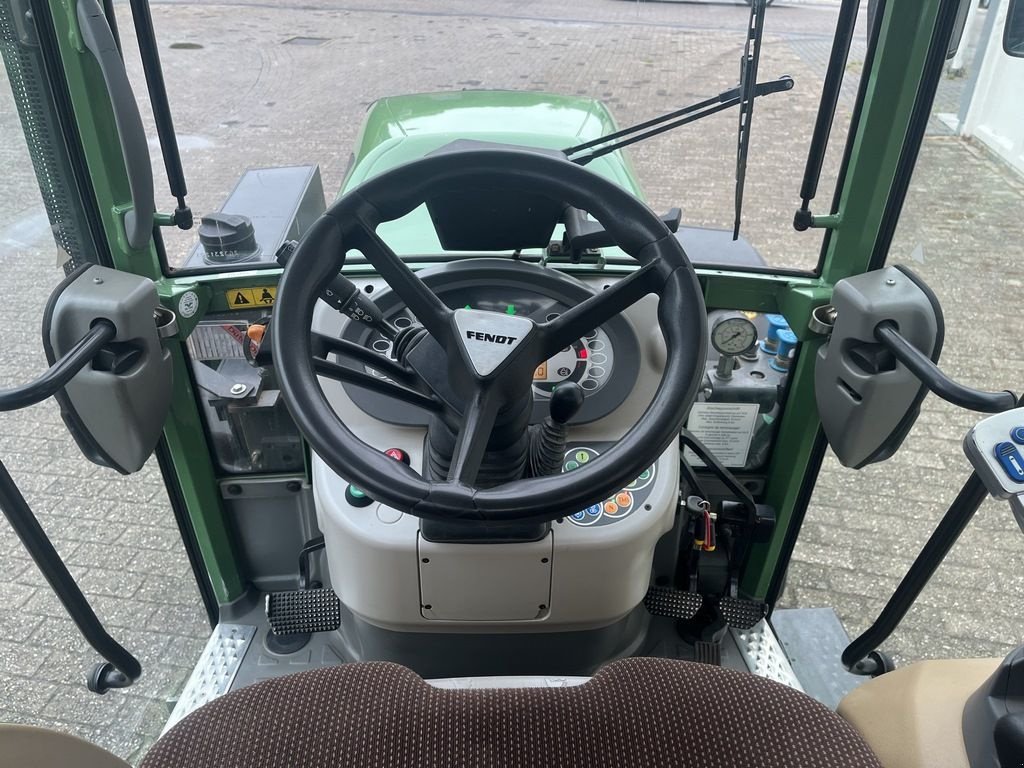 Weinbautraktor типа Fendt 210 F, Gebrauchtmaschine в Kampen (Фотография 8)