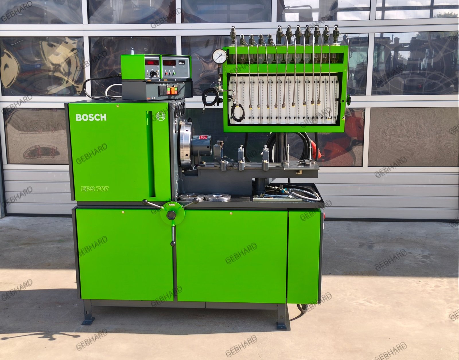Werkstattausstattung des Typs Bosch Bosch EPS 707 Einspritzpumpen Prüfstand 12 Zylinder, Gebrauchtmaschine in Großschönbrunn (Bild 1)