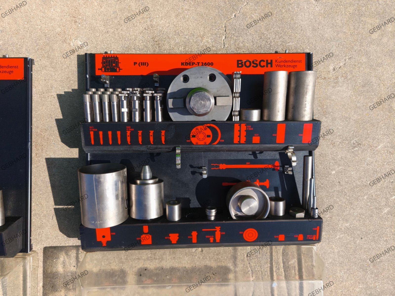 Werkstattausstattung des Typs Bosch Bosch EPS 707 Einspritzpumpen Prüfstand 12 Zylinder, Gebrauchtmaschine in Großschönbrunn (Bild 17)