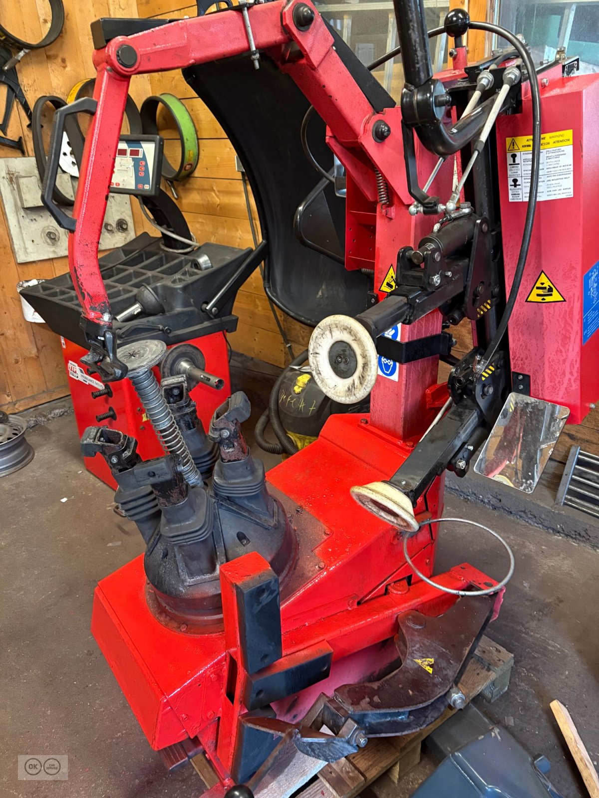 Werkstattausstattung typu Butler Airdraulik, Gebrauchtmaschine v Titisee-Neustadt (Obrázek 1)