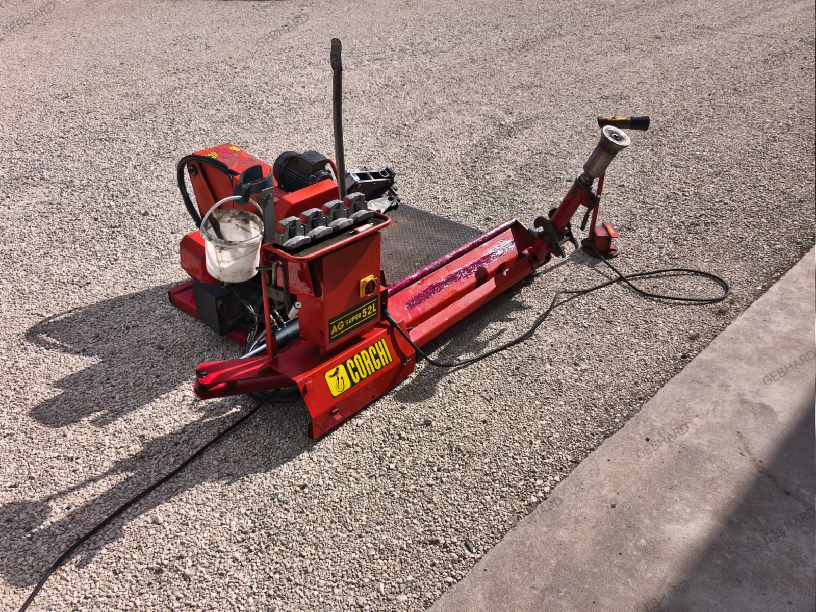 Werkstattausstattung des Typs Corghi Reifenmontiermaschine AG Super 52L für Lkw- Reifen, Bagger- Radlader- Schlepperreifen, Montiermaschine, Gebrauchtmaschine in Großschönbrunn (Bild 8)