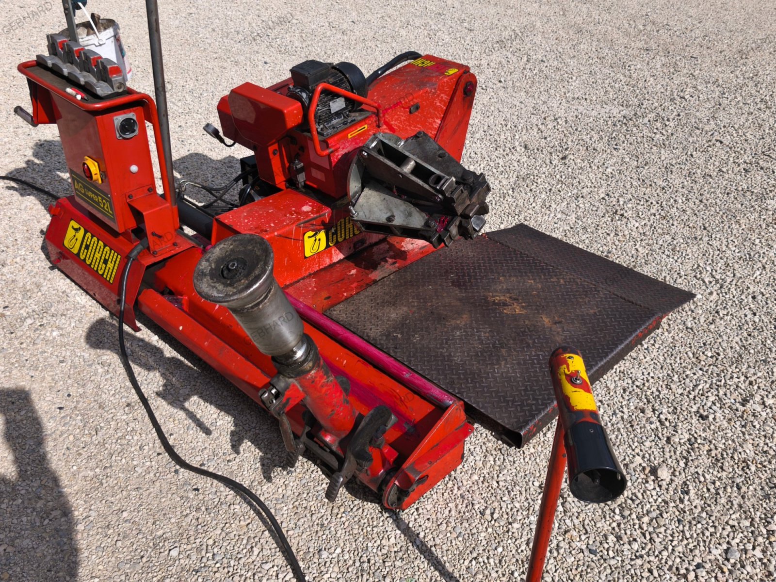 Werkstattausstattung des Typs Corghi Reifenmontiermaschine AG Super 52L für Lkw- Reifen, Bagger- Radlader- Schlepperreifen, Montiermaschine, Gebrauchtmaschine in Großschönbrunn (Bild 12)