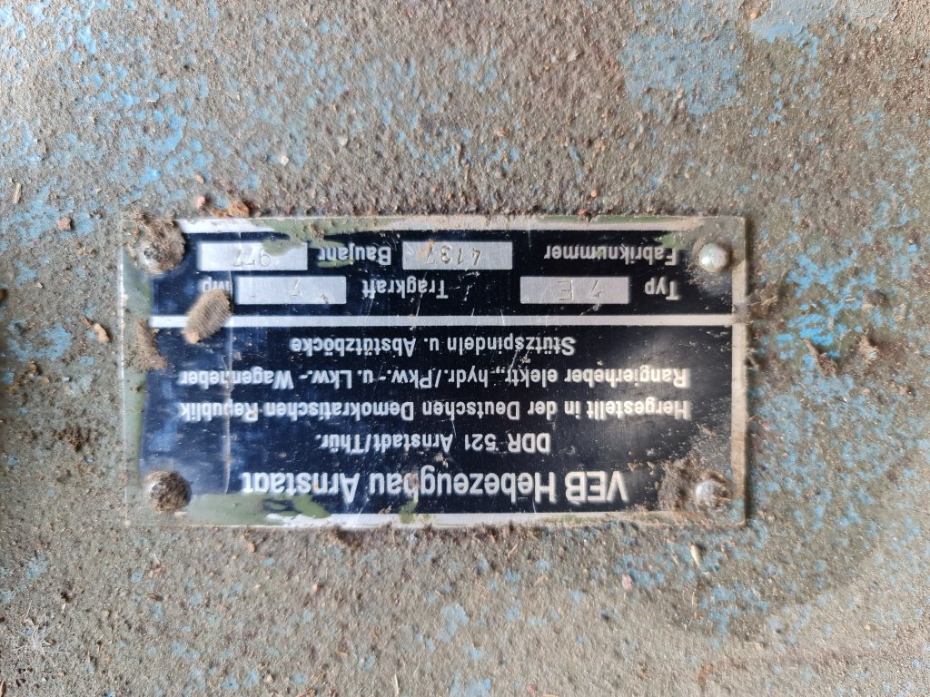 Werkstattausstattung des Typs VEB Fahrzeugwerke Wagenheber fahrbar Rangierheber, Gebrauchtmaschine in Großschönbrunn (Bild 5)