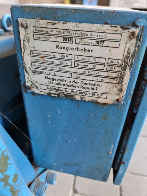 Werkstattausstattung des Typs VEB Fahrzeugwerke Wagenheber fahrbar Rangierheber, Gebrauchtmaschine in Großschönbrunn (Bild 7)