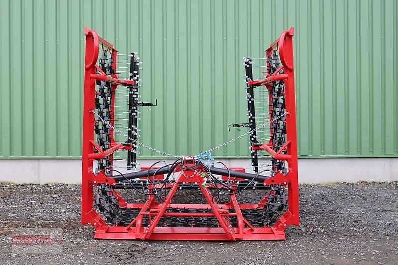 Wiesenegge van het type Agro-Factory II Wiesenschleppe 6 m 4 reihig hydraulisch klappbar, Neumaschine in Ostheim/Rhön (Foto 2)