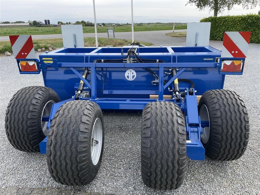 Wiesenegge Türe ait AP AP Klver 110/300, Gebrauchtmaschine içinde Haderslev (resim 3)