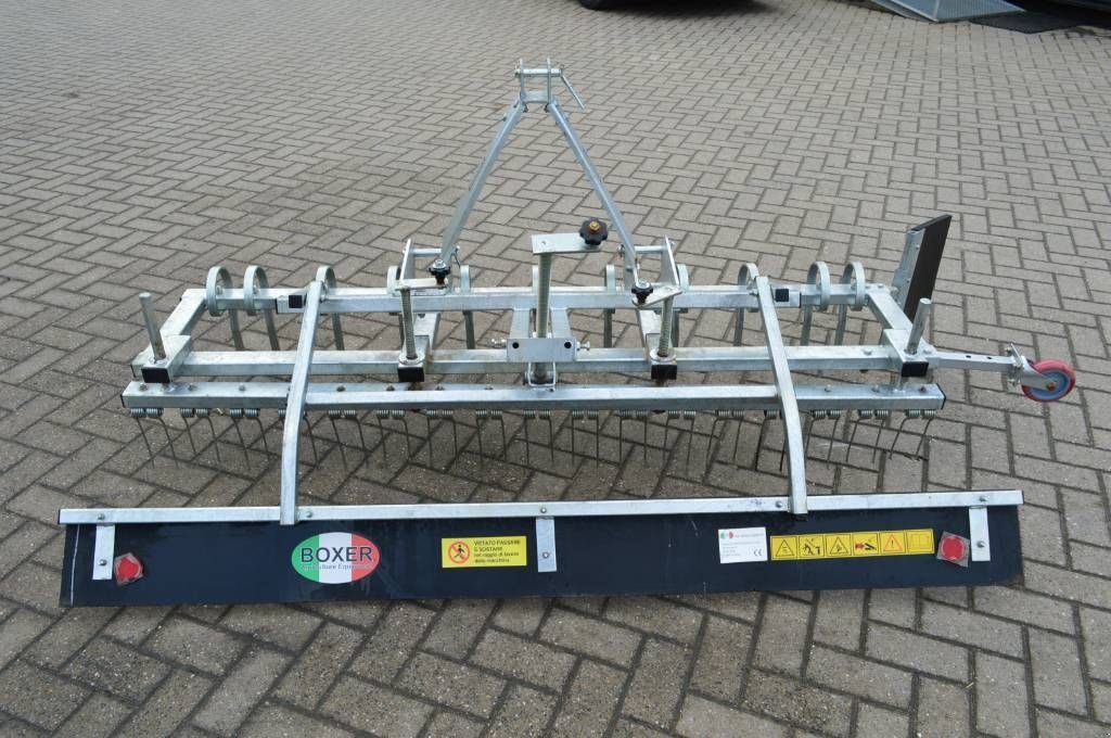 Wiesenegge des Typs Boxer EE 200 bodemvlakker, pistesleep, Neumaschine in Erichem (Bild 5)