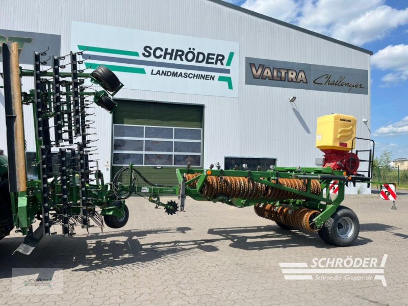 Wiesenegge des Typs Düvelsdorf GREEN RAKE PLUS 7,50 M + TERRA ROLLER, Gebrauchtmaschine in Leizen (Bild 1)