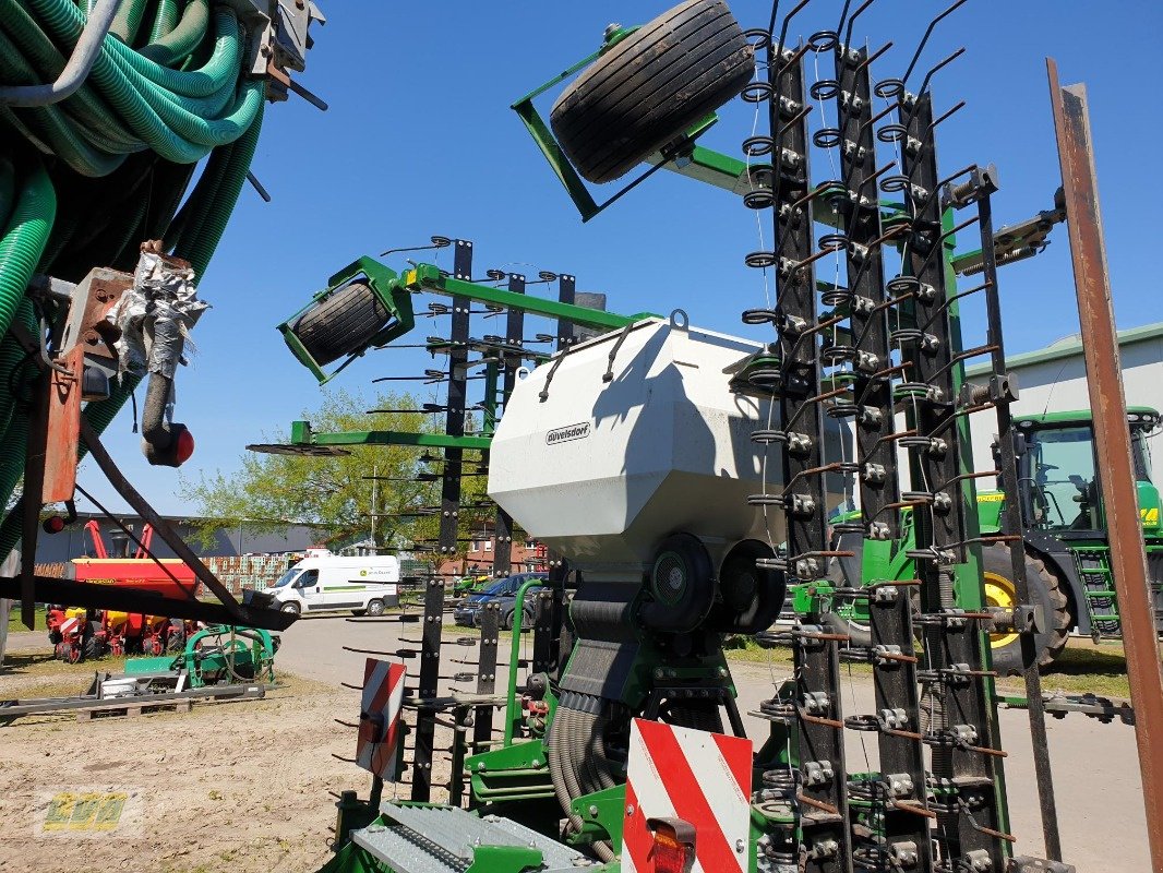 Wiesenegge of the type Düvelsdorf GREEN.RAKE 8 m mit Säeinrichtung, Gebrauchtmaschine in Schenkenberg (Picture 7)