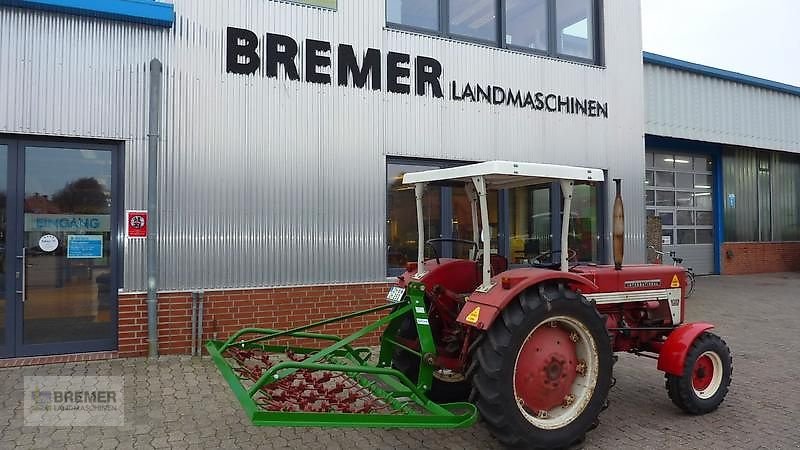 Wiesenegge des Typs Düvelsdorf Grünlandegge 2000, Neumaschine in Asendorf (Bild 1)