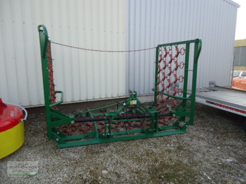 Wiesenegge des Typs Düvelsdorf Wiesenegge 6 m 4-reihig, Neumaschine in Steisslingen (Bild 1)