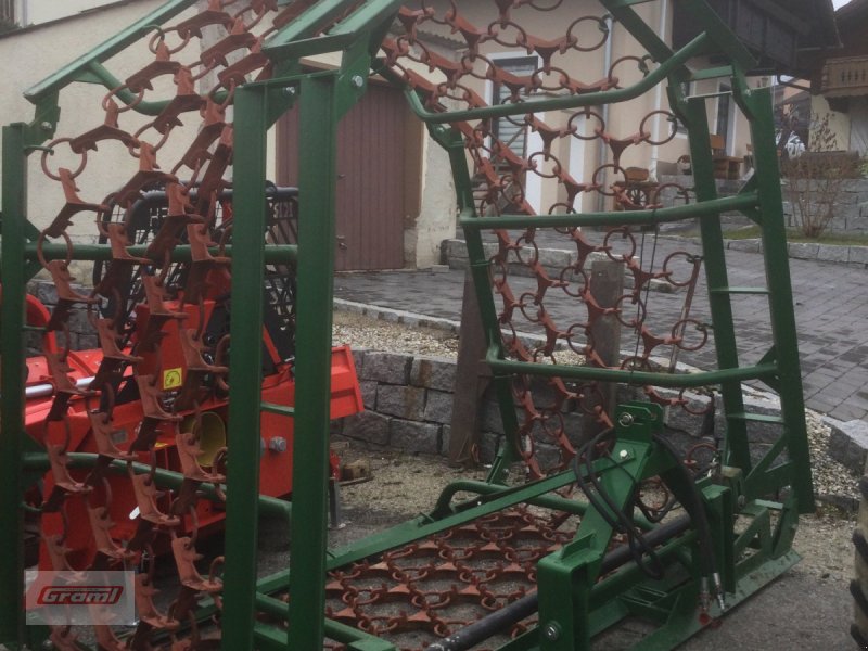 Wiesenegge del tipo Düvelsdorf Wiesenegge 8 m, Neumaschine en Kößlarn (Imagen 1)