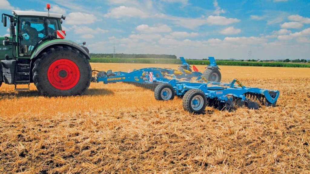 Wiesenegge of the type Farmet Softer 4,5 PS, Gebrauchtmaschine in Не обрано (Picture 2)