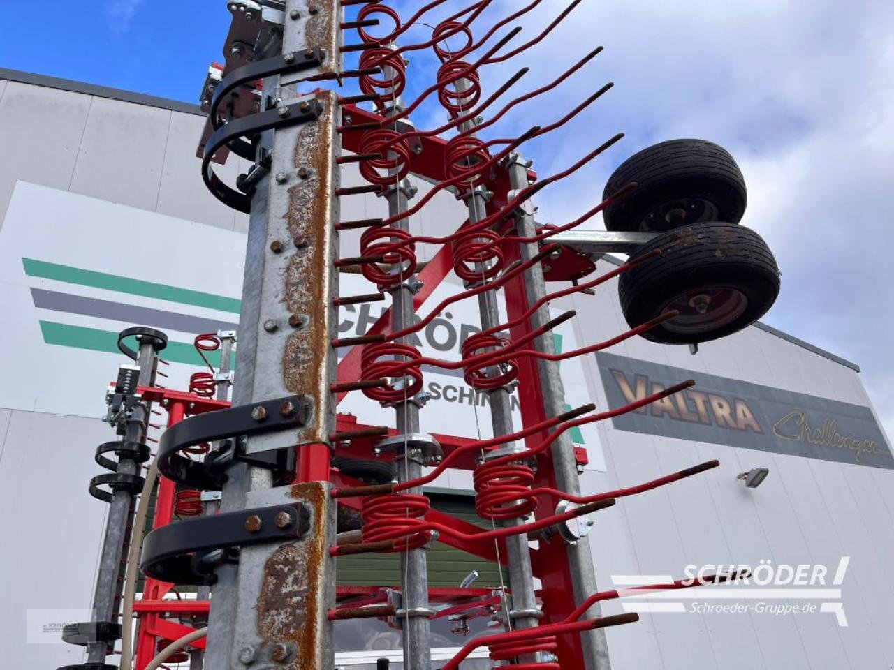 Wiesenegge des Typs Güttler GREENMASTER 800 / EPS 5, Neumaschine in Leizen (Bild 12)