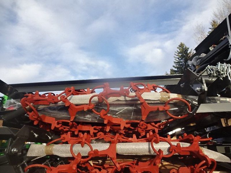 Wiesenegge typu H-L-M 6 Meter- 4 Reihig - Schwere Ausführung - 1- Z - Kombistern-  hydraulisch klappbar, Neumaschine v Neureichenau (Obrázek 13)