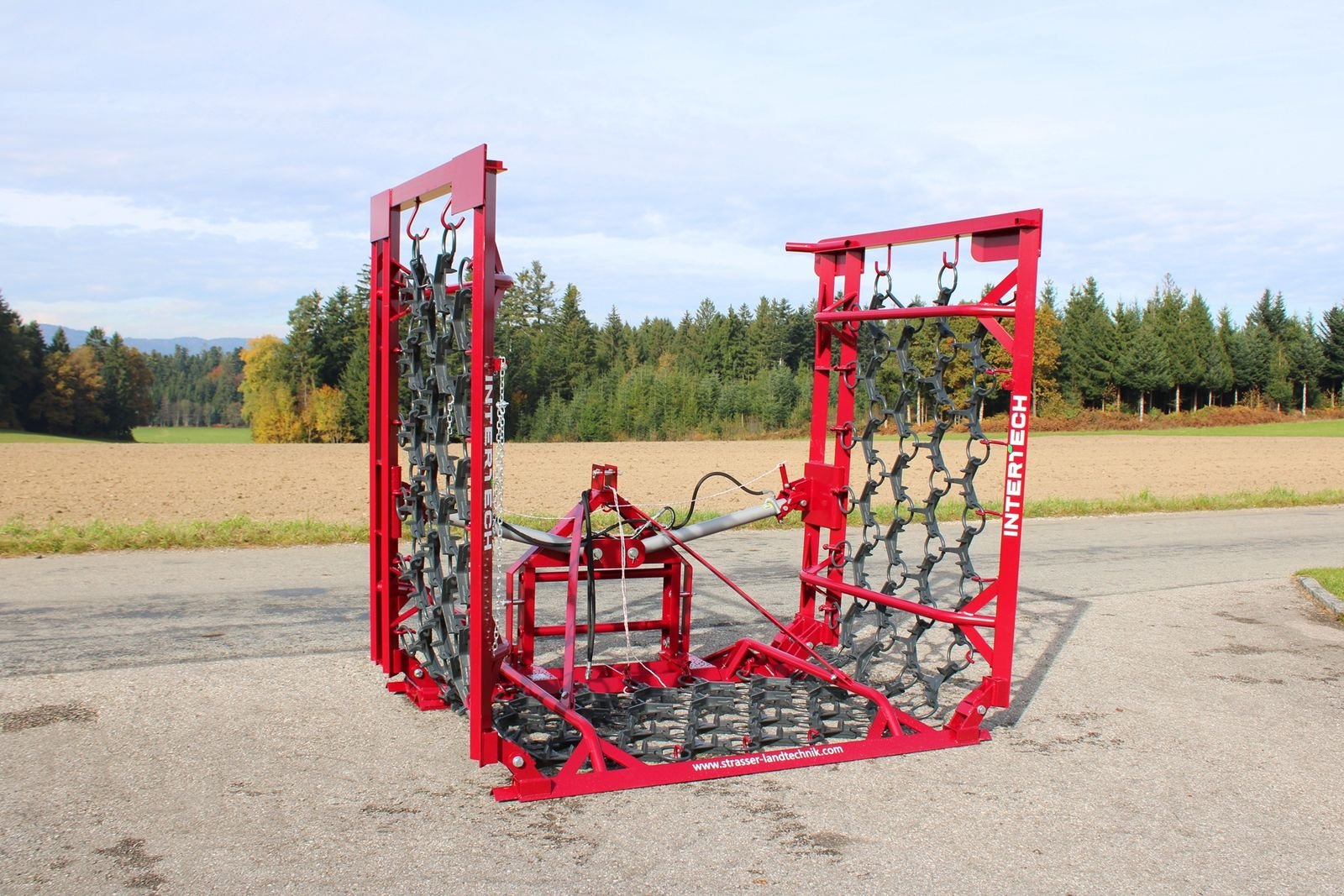 Wiesenegge of the type InterTech Wiesenegge 6000/4 spezial, Neumaschine in Neukirchen am Walde  (Picture 2)