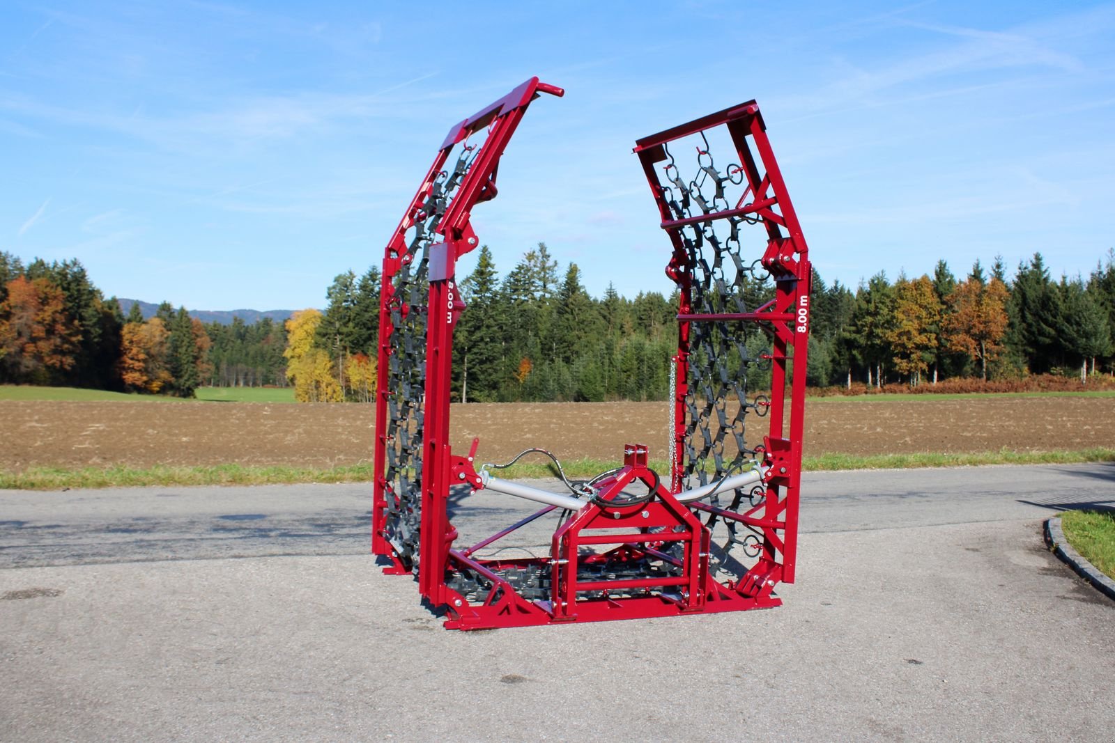 Wiesenegge del tipo InterTech Wiesenegge 8000/4 spezial, Neumaschine In Neukirchen am Walde  (Immagine 1)