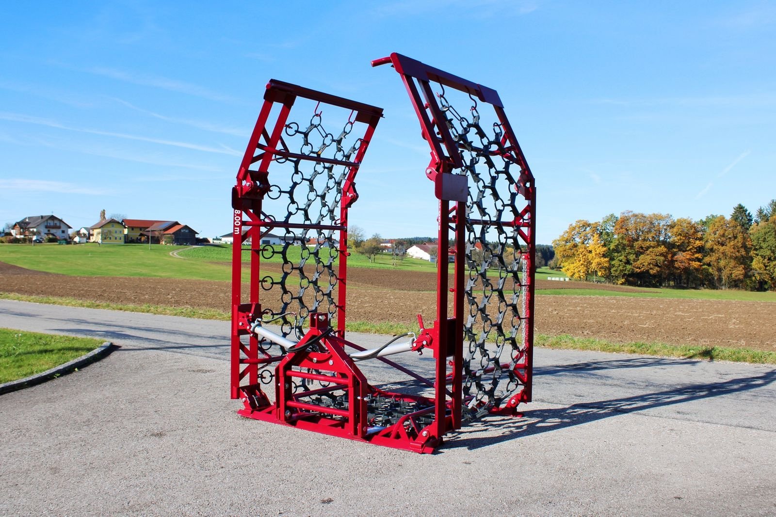 Wiesenegge del tipo InterTech Wiesenegge 8000/4 spezial, Neumaschine In Neukirchen am Walde  (Immagine 3)