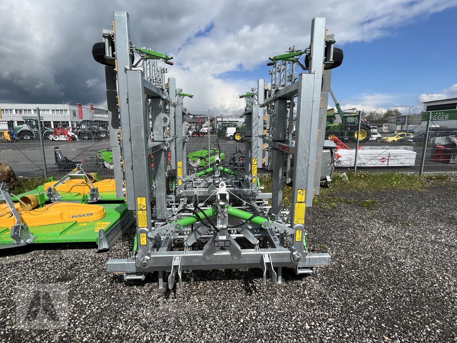 Wiesenegge des Typs Joskin Scariflex 600, Neumaschine in Tettenweis I Karpfham (Bild 1)