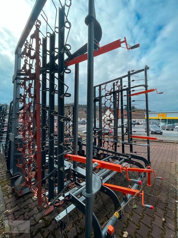 Wiesenegge des Typs Mandam Hybro 8,0, Neumaschine in Bad Kötzting (Bild 4)