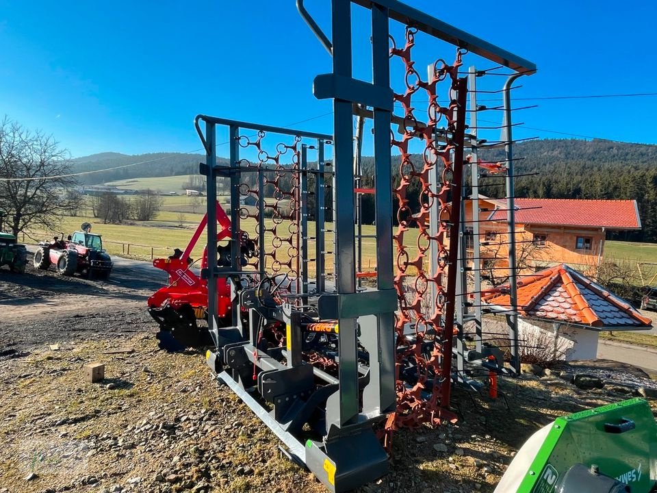 Wiesenegge des Typs Mandam Hybro 8,0, Neumaschine in Bad Kötzting (Bild 5)