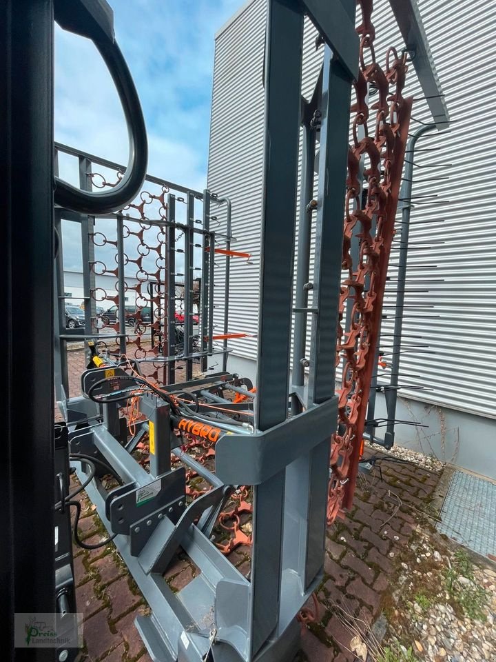 Wiesenegge des Typs Mandam Hybro 8,0, Neumaschine in Bad Kötzting (Bild 7)