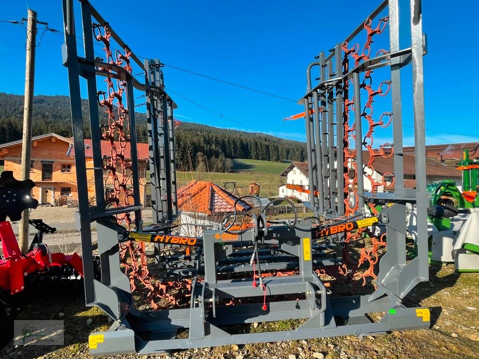 Wiesenegge des Typs Mandam Hybro 8,0, Neumaschine in Bad Kötzting (Bild 8)