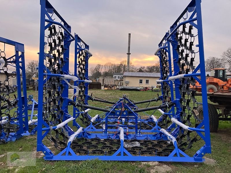 Wiesenegge des Typs Metal Technik 6M/4RZ 2-SIL, Neumaschine in Salsitz (Bild 14)