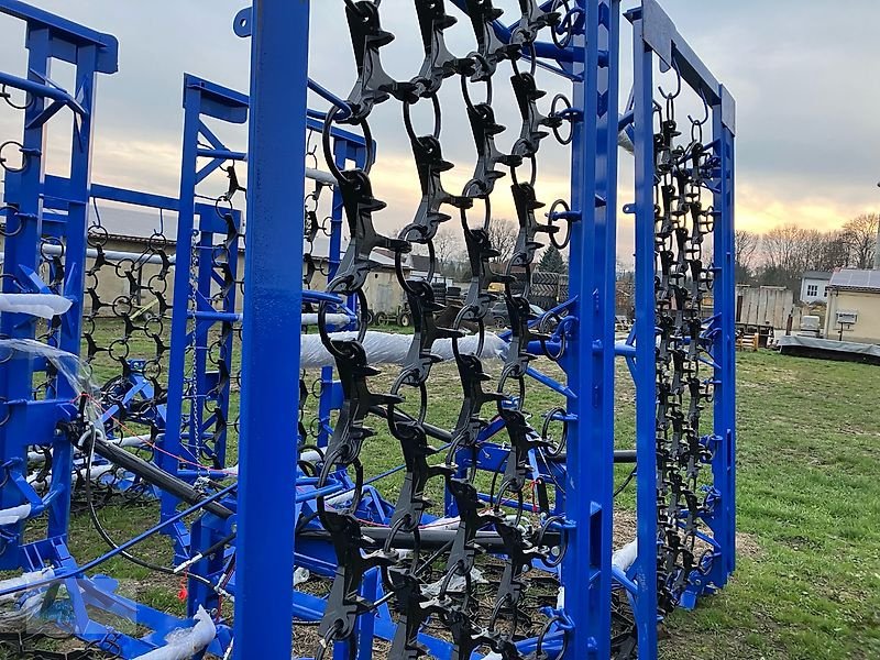 Wiesenegge des Typs Metal Technik 6M/4RZ 2-SIL, Neumaschine in Salsitz (Bild 9)