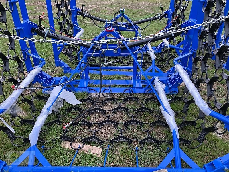 Wiesenegge des Typs Metal Technik 6M/4RZ 2-SIL, Neumaschine in Salsitz (Bild 7)