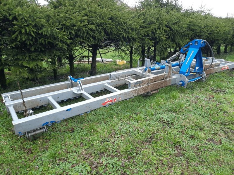 Robert RBS 640, Gebrauchtmaschine, Baujahr: 2018 (Bild 1) Wiesenegge des Typs Robert RBS 640, Gebrauchtmaschine in CHEMAUDIN ET VAUX (Bild 1)