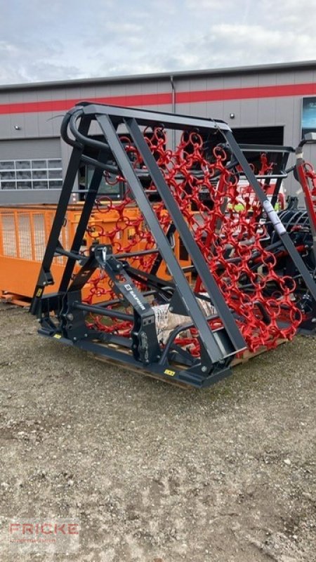 Wiesenegge des Typs Saphir Perfekt 602W4, Neumaschine in Bockel - Gyhum (Bild 3)