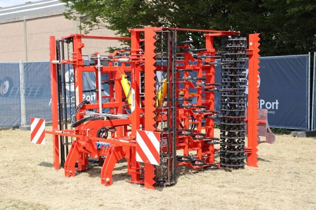 Wiesenegge a típus Sonstige &Ouml;zduman VIBCOM 4000, Neumaschine ekkor: Antwerpen (Kép 4)