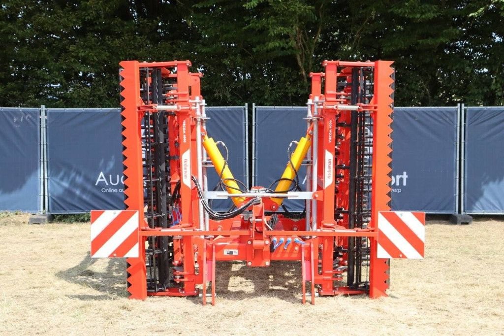 Wiesenegge a típus Sonstige &Ouml;zduman VIBCOM 4000, Neumaschine ekkor: Antwerpen (Kép 2)