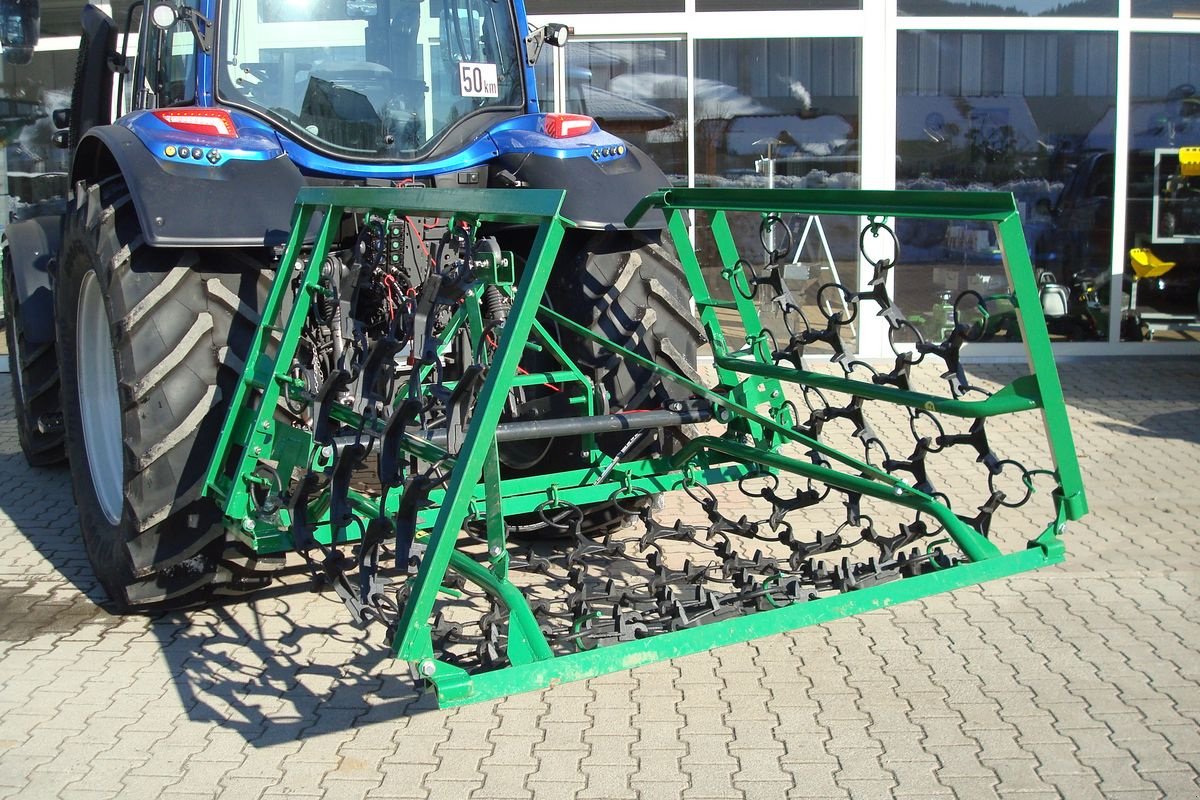 Wiesenegge van het type Sonstige 4 m hydraulisch, Neumaschine in Judenburg (Foto 2)