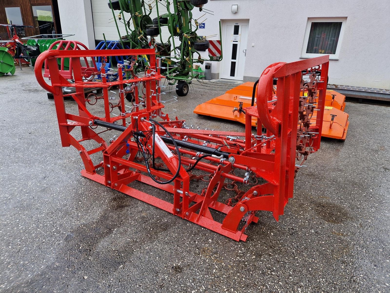 Wiesenegge des Typs Sonstige 4m Hybridwiesenegge, Neumaschine in Grünbach (Bild 1)