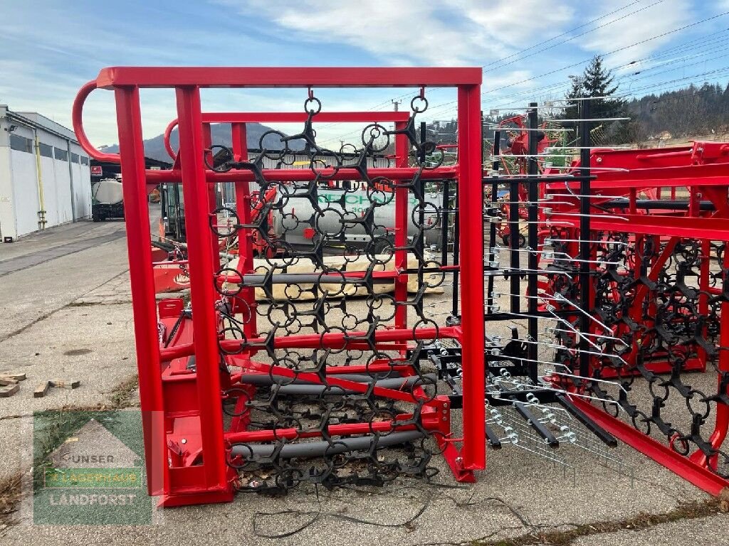 Wiesenegge des Typs Sonstige 6m mit Striegel, Neumaschine in Kapfenberg (Bild 2)