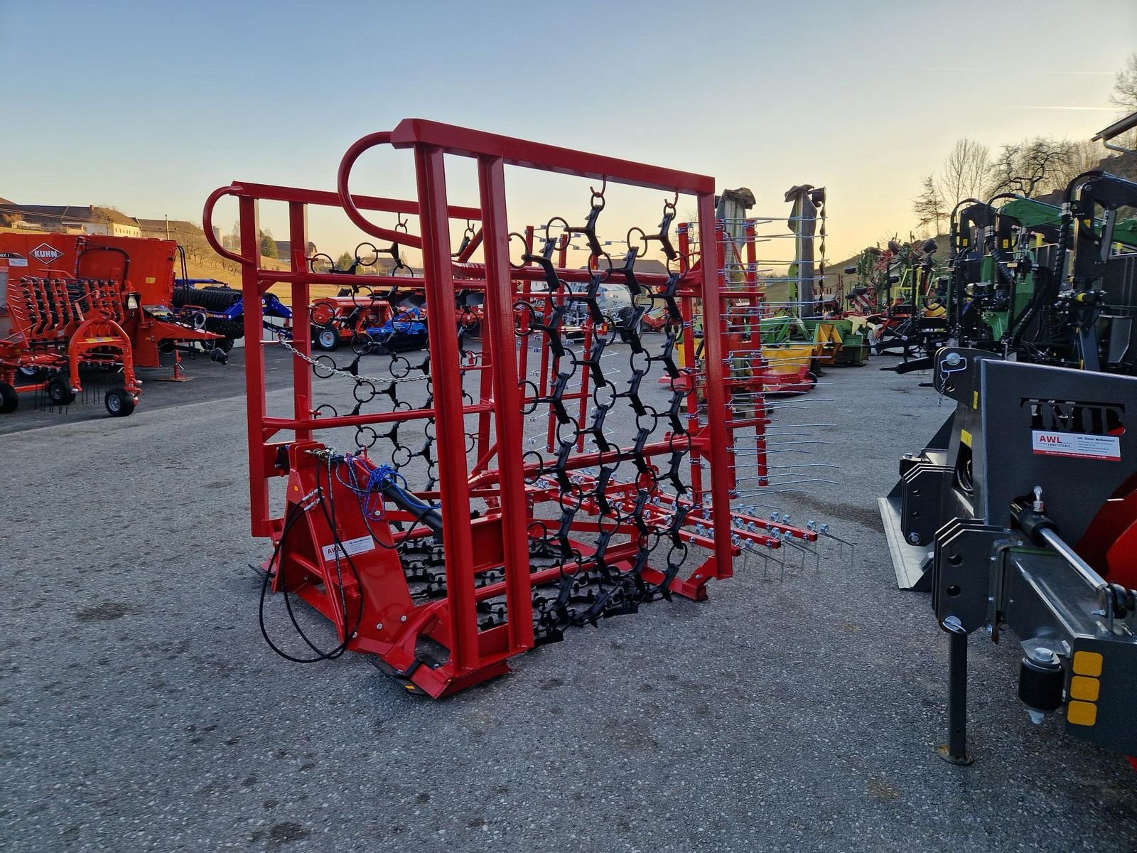 Wiesenegge typu Sonstige 6m Wiesenegge mit 3 reihigen Wiesenstriegel, Neumaschine v Grünbach (Obrázek 10)
