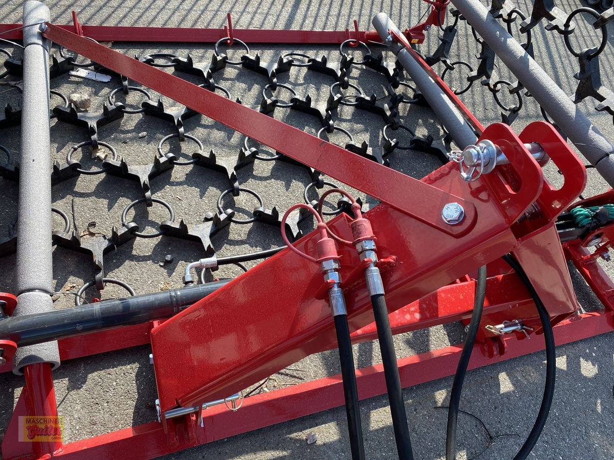 Wiesenegge des Typs Sonstige Wiesenegge 4,00 m mit hydraulischer Aushebung, Neumaschine in Kötschach (Bild 14)