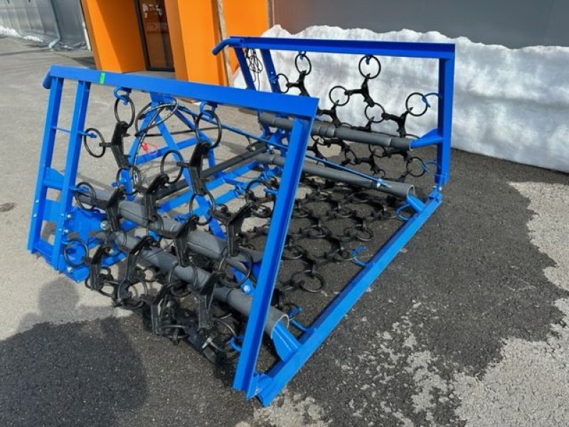 Wiesenegge of the type Sonstige Wiesenegge 4m, 4-reihig, hydraulisch, Neumaschine in Tamsweg (Picture 9)