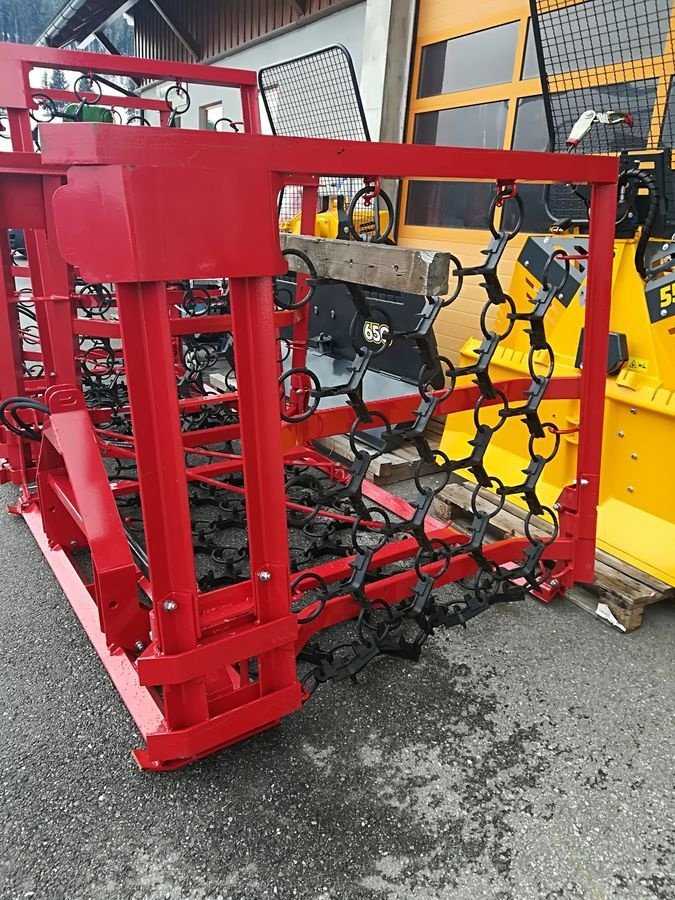 Wiesenegge des Typs Sonstige Wiesenegge 5m 4-reihig hydraulisch, Neumaschine in Tamsweg (Bild 4)