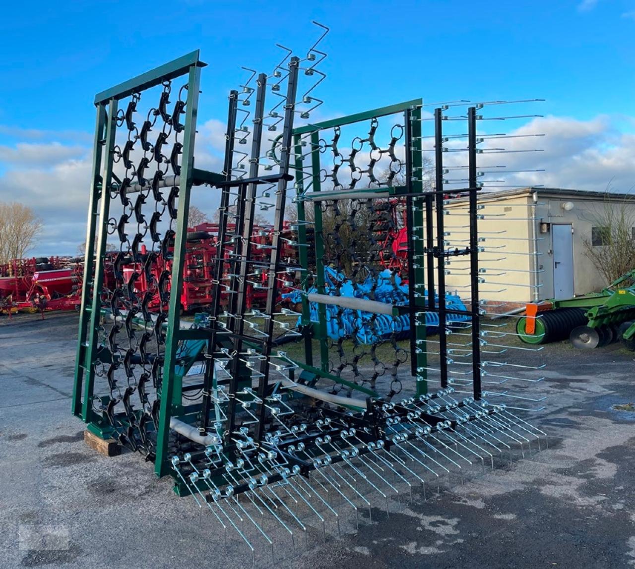 Wiesenegge typu Sonstige Wiesenegge 8 Meter + Striegel, Gebrauchtmaschine v Pragsdorf (Obrázek 5)