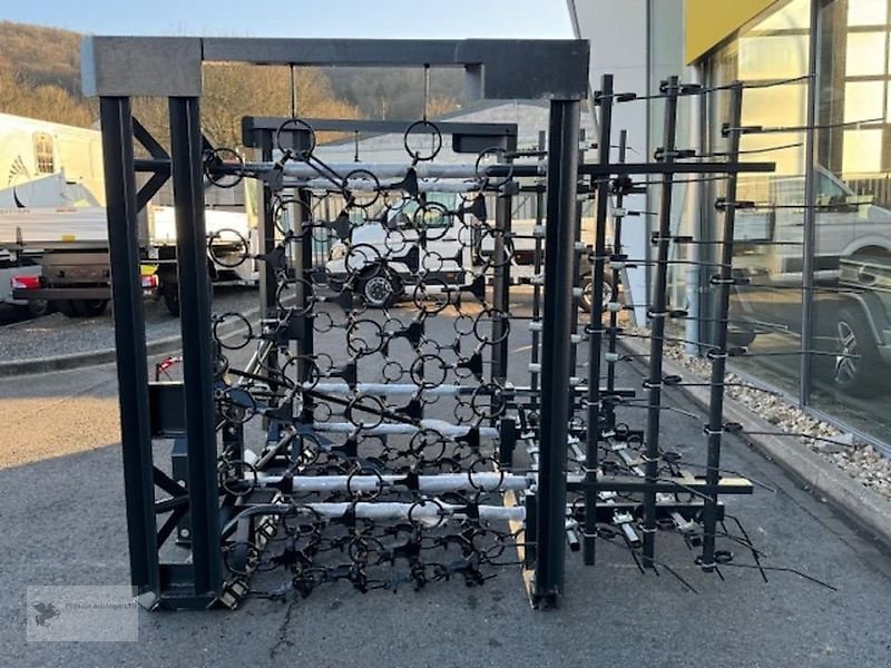 Wiesenegge typu Sonstige Wiesenschleppe 6m/ 4-reihig mit Striegel NEU 2025 hydr. klappbar, Neumaschine v Gevelsberg (Obrázek 3)