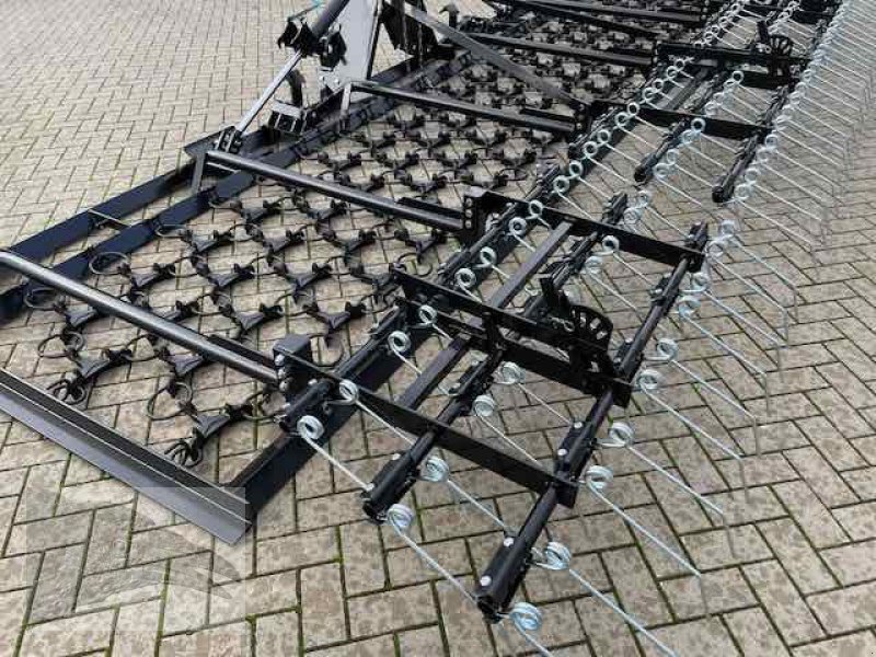 Wiesenegge des Typs Sonstige Wiesenschleppe 6m mit Striegel 10mm Zinken, Neumaschine in Südheide (Bild 14)