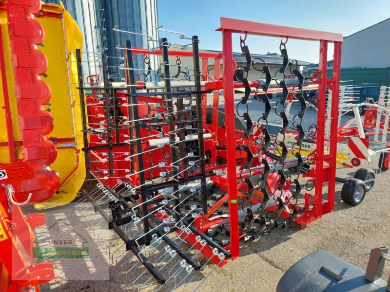 Wiesenegge van het type Stekro WIESENEGGE 6M HYDR., Neumaschine in Haag