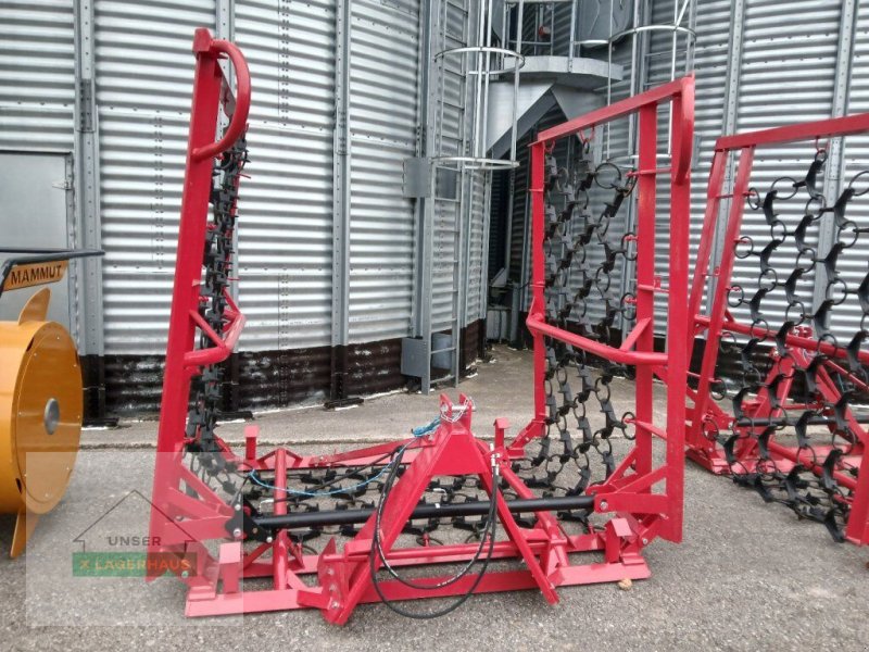 Wiesenegge des Typs Stekro WIESENEGGE 6M HYDR.mit STRIEGEL, Neumaschine in Aschbach (Bild 1)