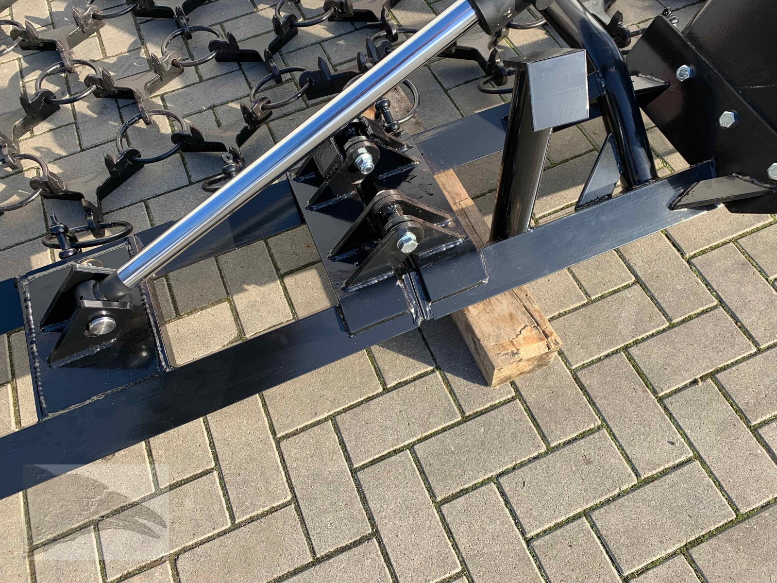 Wiesenegge des Typs VORATECK 6m mit Striegel, Neumaschine in Südheide (Bild 7)