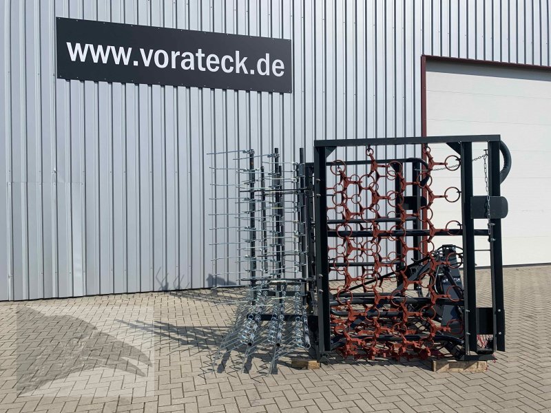 Wiesenegge des Typs VORATECK 6m mit Striegel, Neumaschine in Hermannsburg (Bild 1)