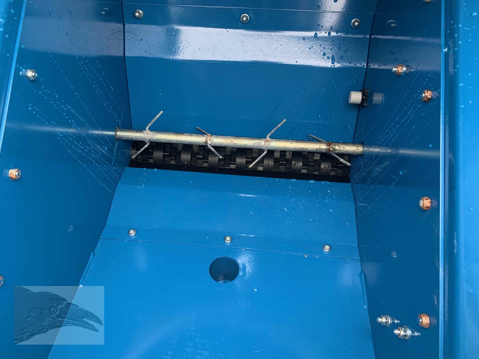 Wiesenegge des Typs VORATECK 6m verzinkt mit Striegel und Nachsaatgerät, Neumaschine in Südheide (Bild 5)