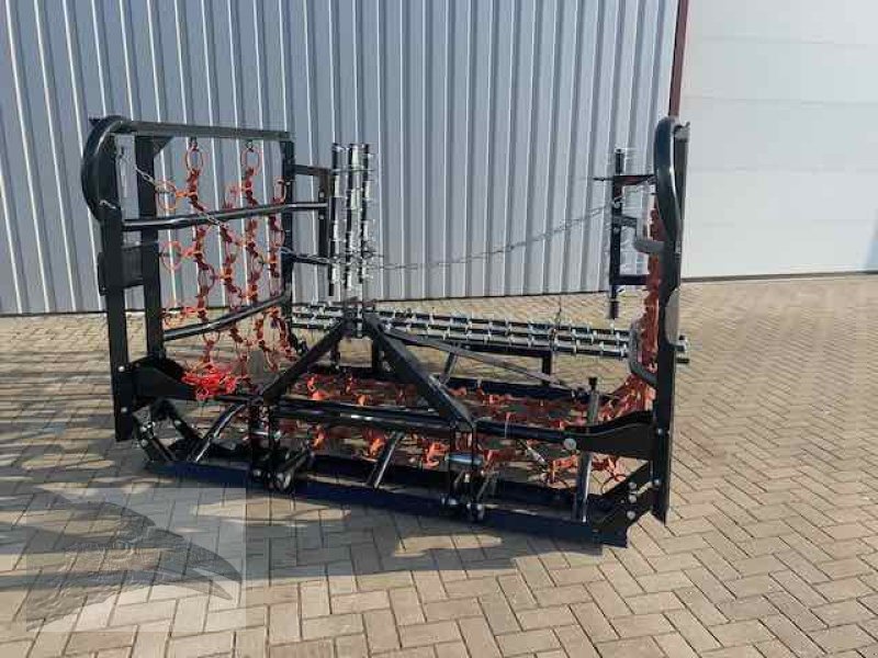 Wiesenegge del tipo VORATECK Wiesenegge 5m mit Striegel, Neumaschine In Südheide (Immagine 2)